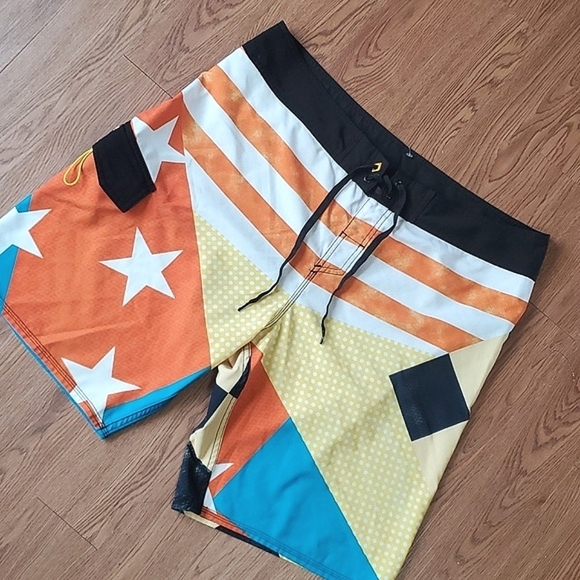 Quiksilver Checkered Stars Patchwork Colorful Busy Mens Swim Shorts Trunks Sz L - Picture 3 of 9